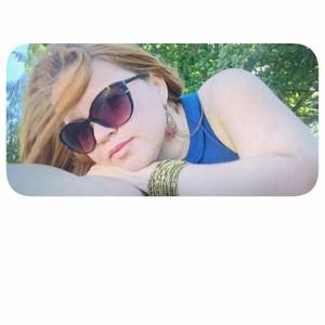 Meet your Posher, Isabel