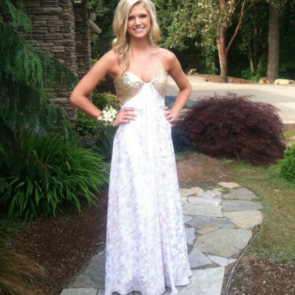 Prom dress