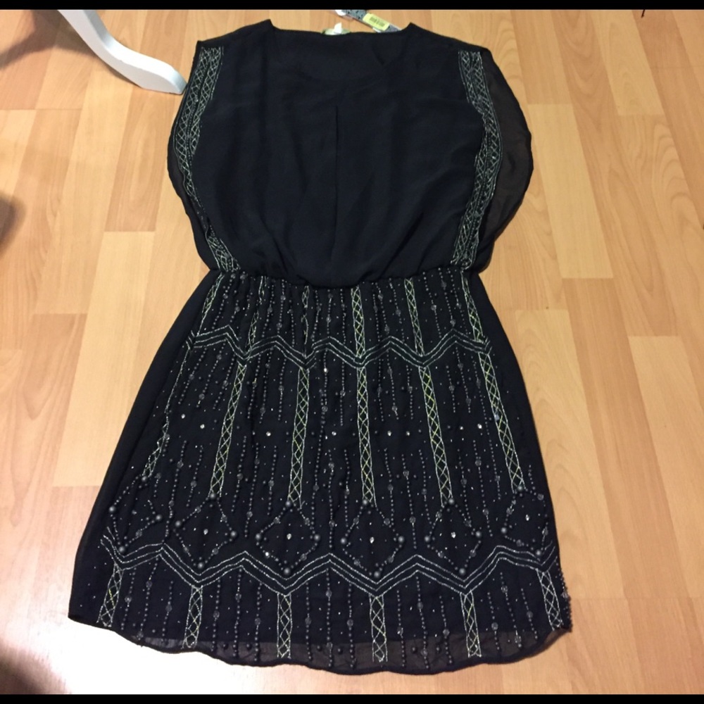 Selling NWT GIANNI BINI SIZE S