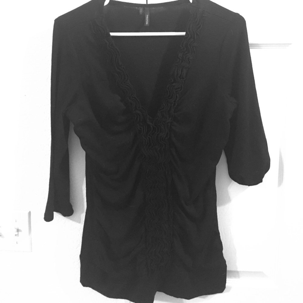 Black Maurice's 3/4 Sleeve Top