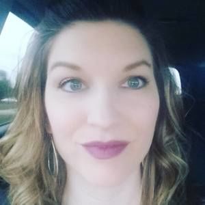 Meet your Posher, Casandra