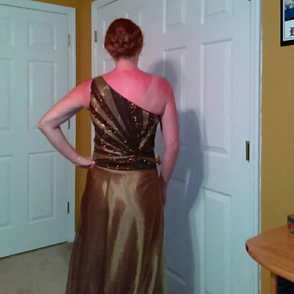 Skirt Only..Formal Skirt only... - Picture 3 of 3