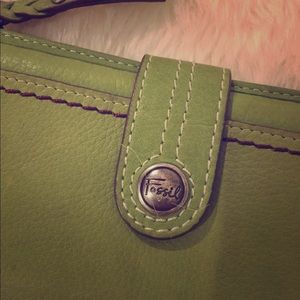 Green Fossil wallet! ✨