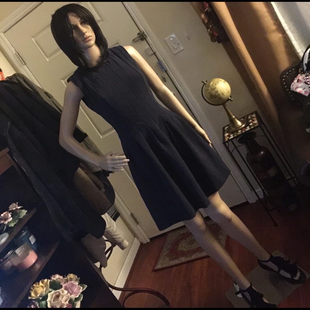 H&M Dress - Picture 4 of 8