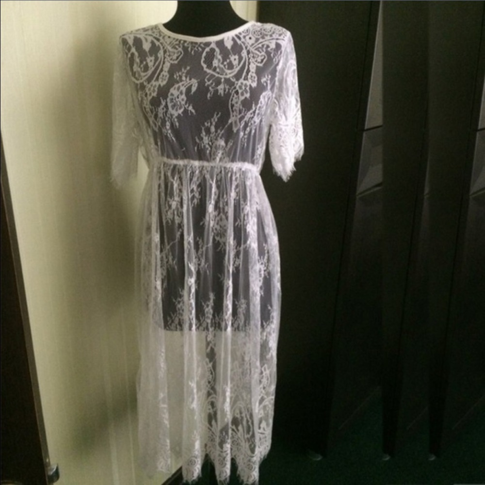 ‼️1 WHITE LEFT‼️ 🎉HPx3🎉 Lace Swim Coverup - Picture 2 of 7