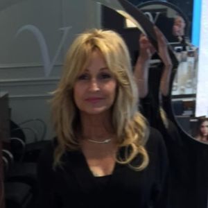 Meet your Posher, Karen