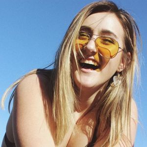 Meet your Posher, Anamaria