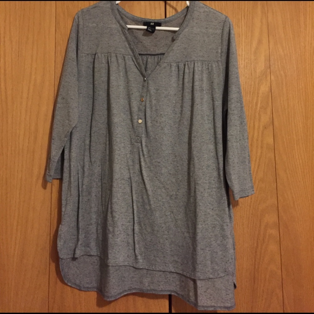 Grey 3/4 sleeve tee