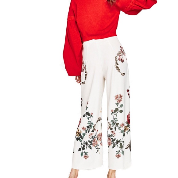 Floral Wide Leg Pant - Picture 2 of 6