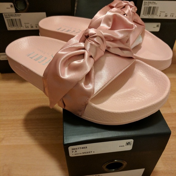 Brand New Puma Bow Slide Rihanna Fenty Pink - Picture 1 of 5