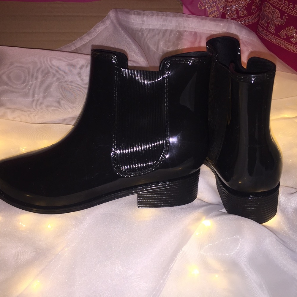 AA Black Jelly Ankle Boots🕶 make an offer ❤️