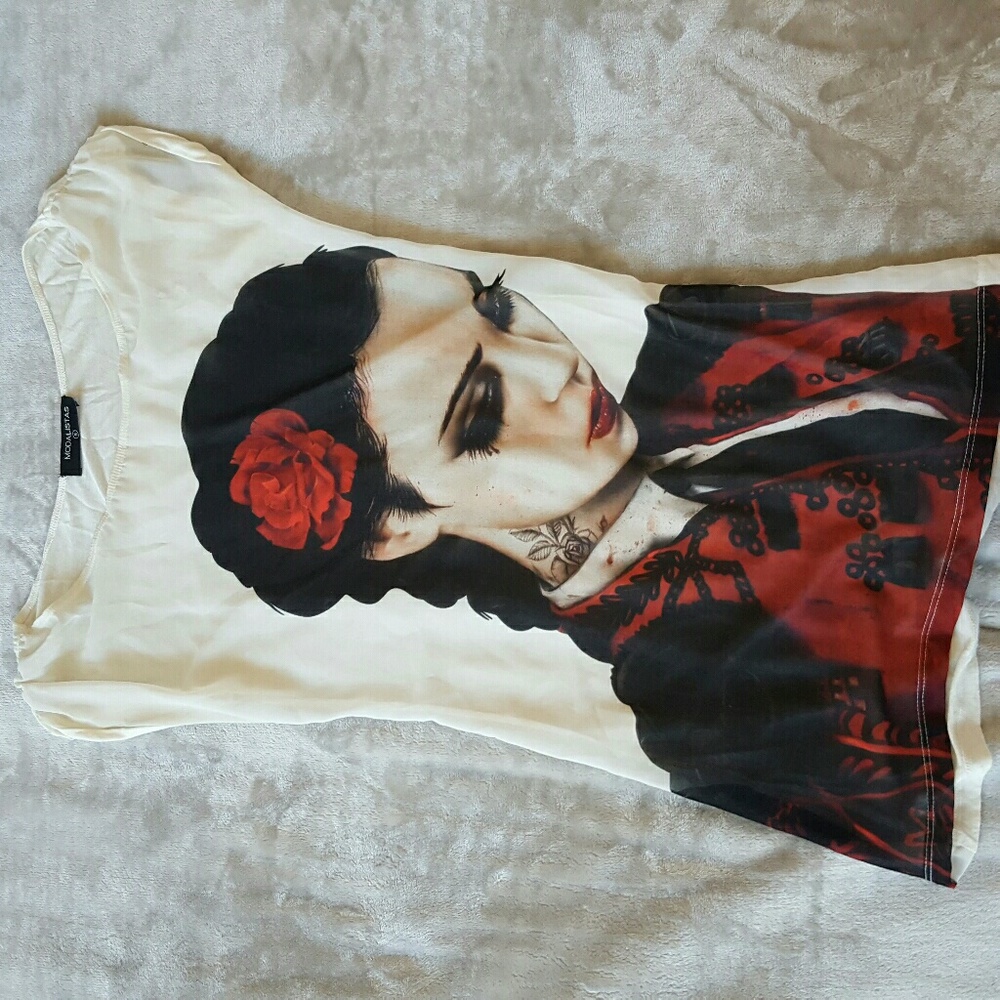 Graphic print top