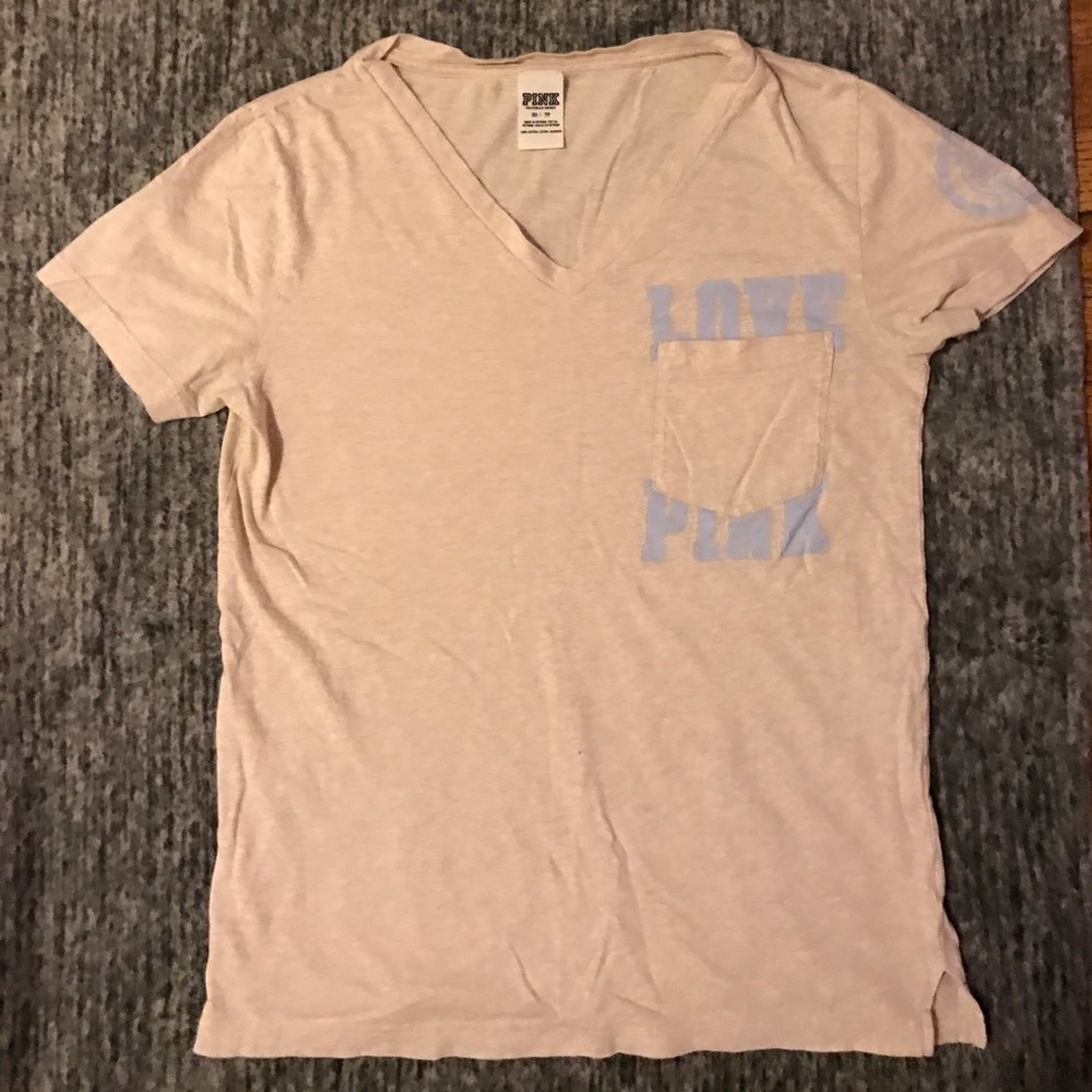 Vs pink campus tee