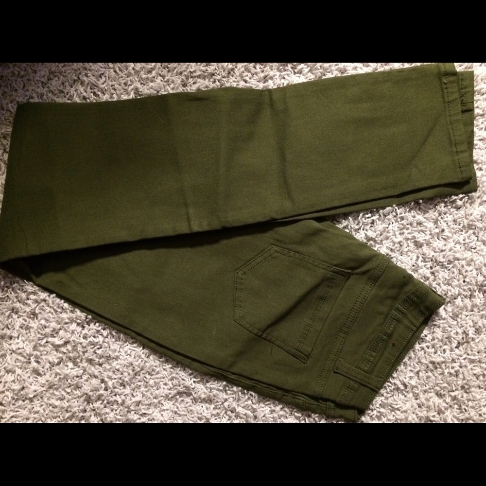 2 pair Olive Green & Dark Gray Color***Brand New‼️