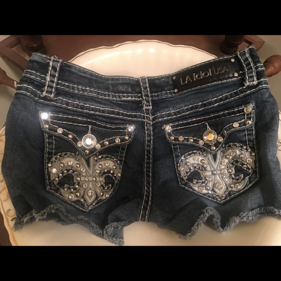 LA idol shorts. - Picture 1 of 3