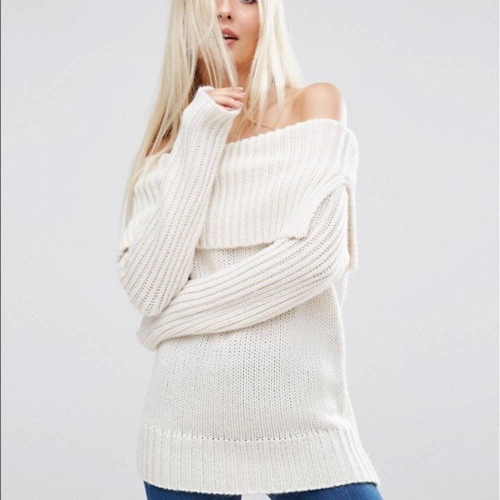 NWT ASOS Sweater Off the Shoulder Size 6