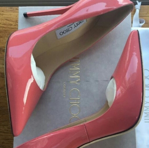 Jimmy Choo ?? - Picture 3 of 5