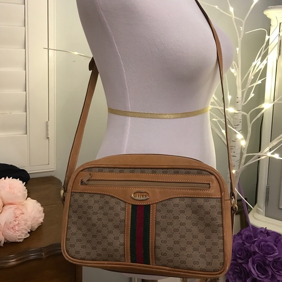 Gucci Handbags - Vintage Gucci shoulder bag, Authentic.