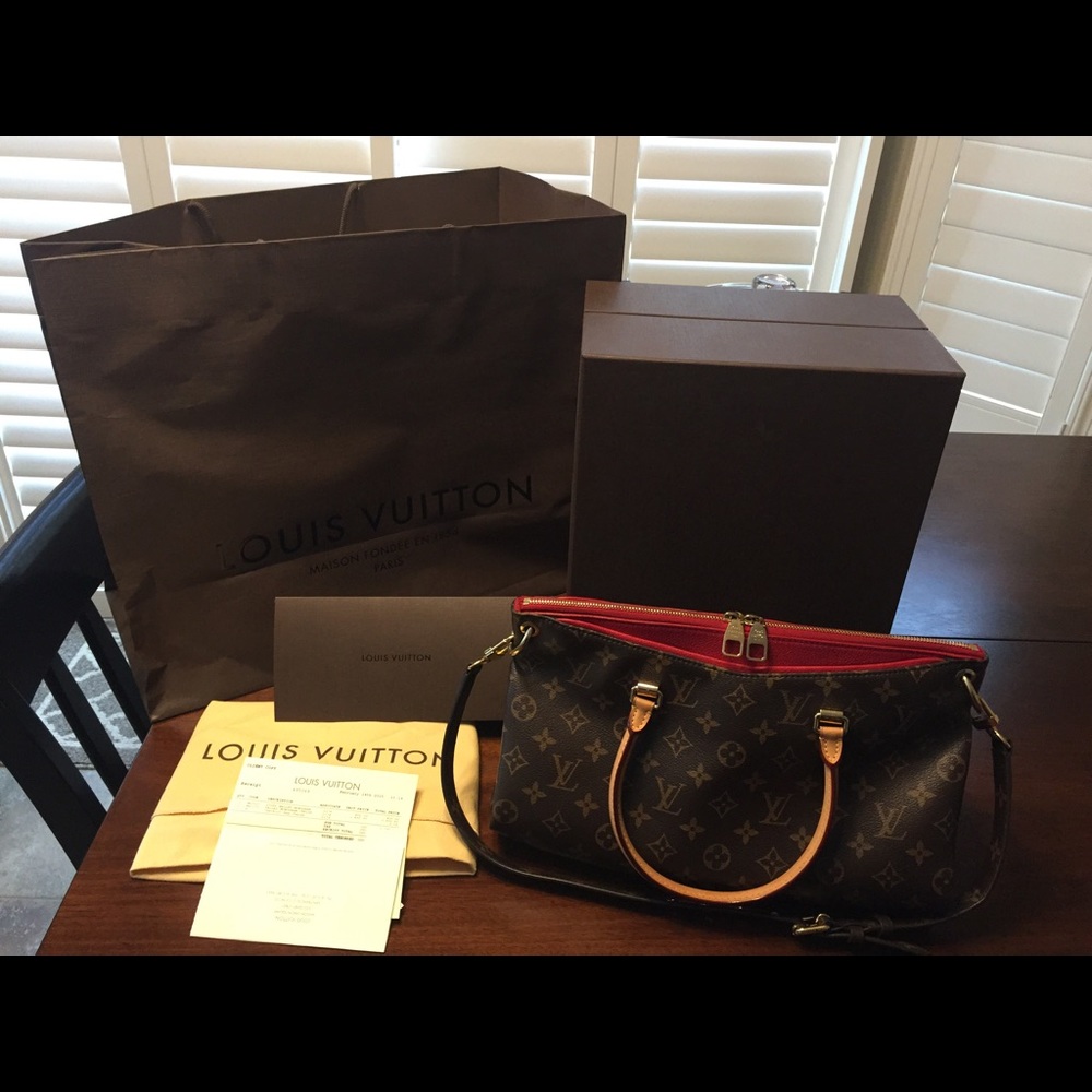 💯 Louis Vuitton Pallas!!!!