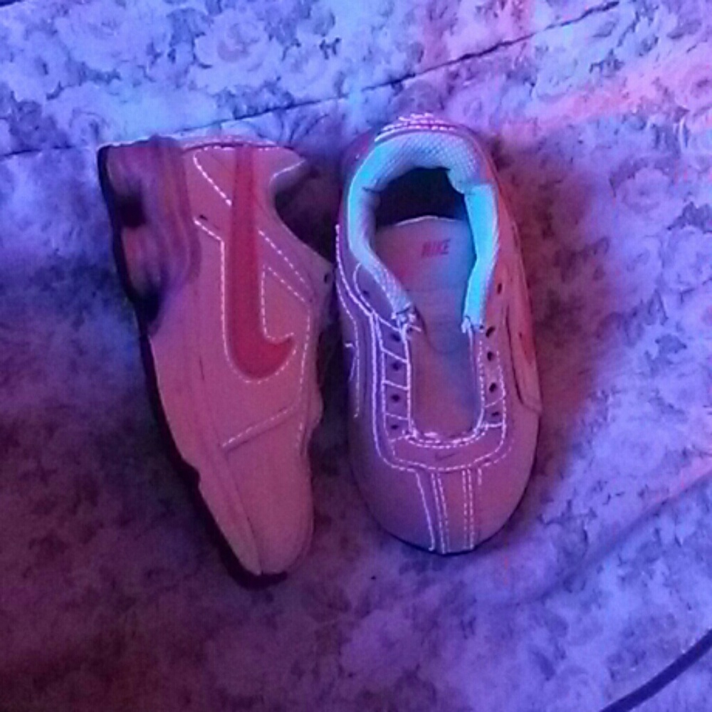 Nike Baby Shox Connundrum