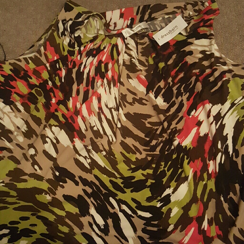 Multicolor tank