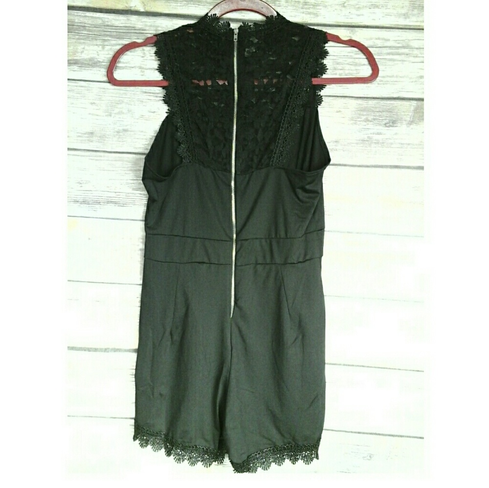 Pleated Sheer Lace Crochet Romper/Jumpsuit. - Picture 6 of 7