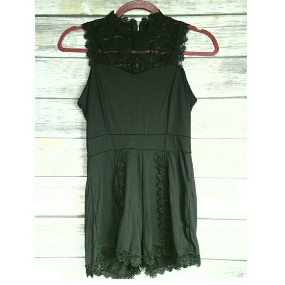 Pleated Sheer Lace Crochet Romper/Jumpsuit. - Picture 5 of 7