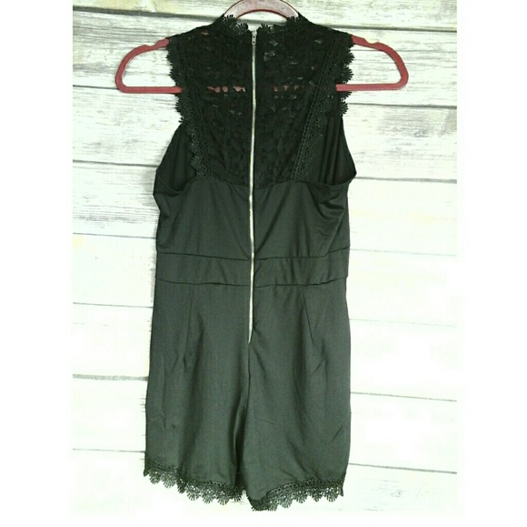 Pleated Sheer Lace Crochet Romper/Jumpsuit. - Picture 6 of 7