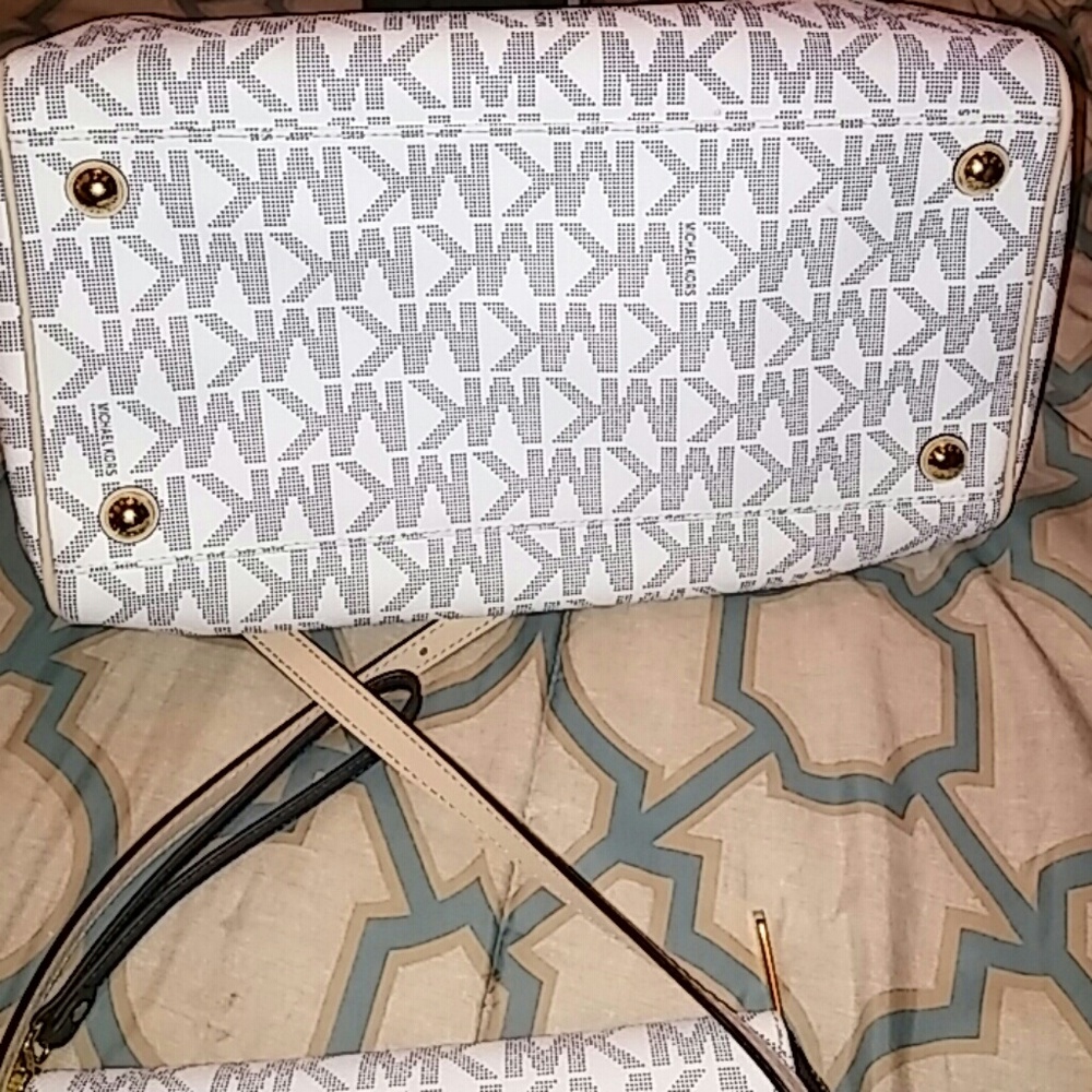 Like new. - Picture 6 of 8