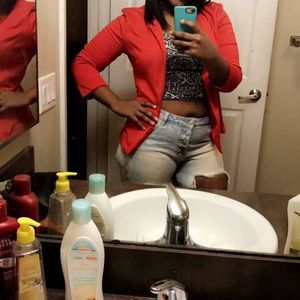 Meet your Posher, Serena