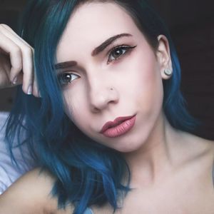 Meet your Posher, Cassie