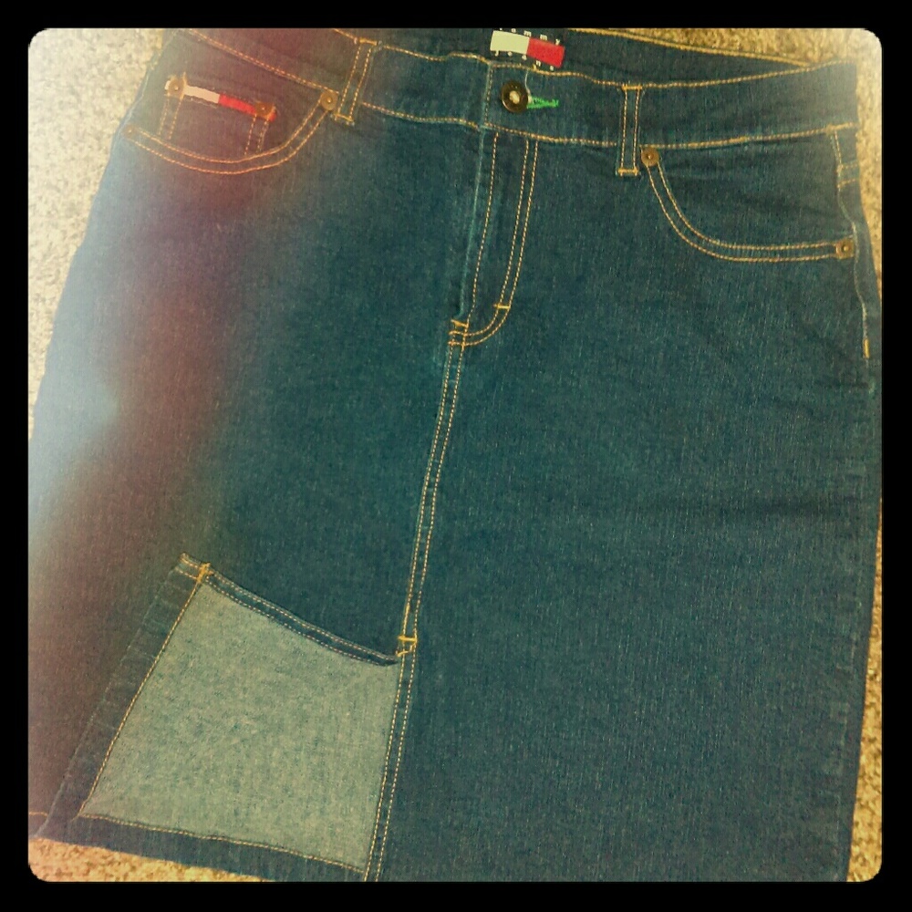 Tommy Jeans mini skirt