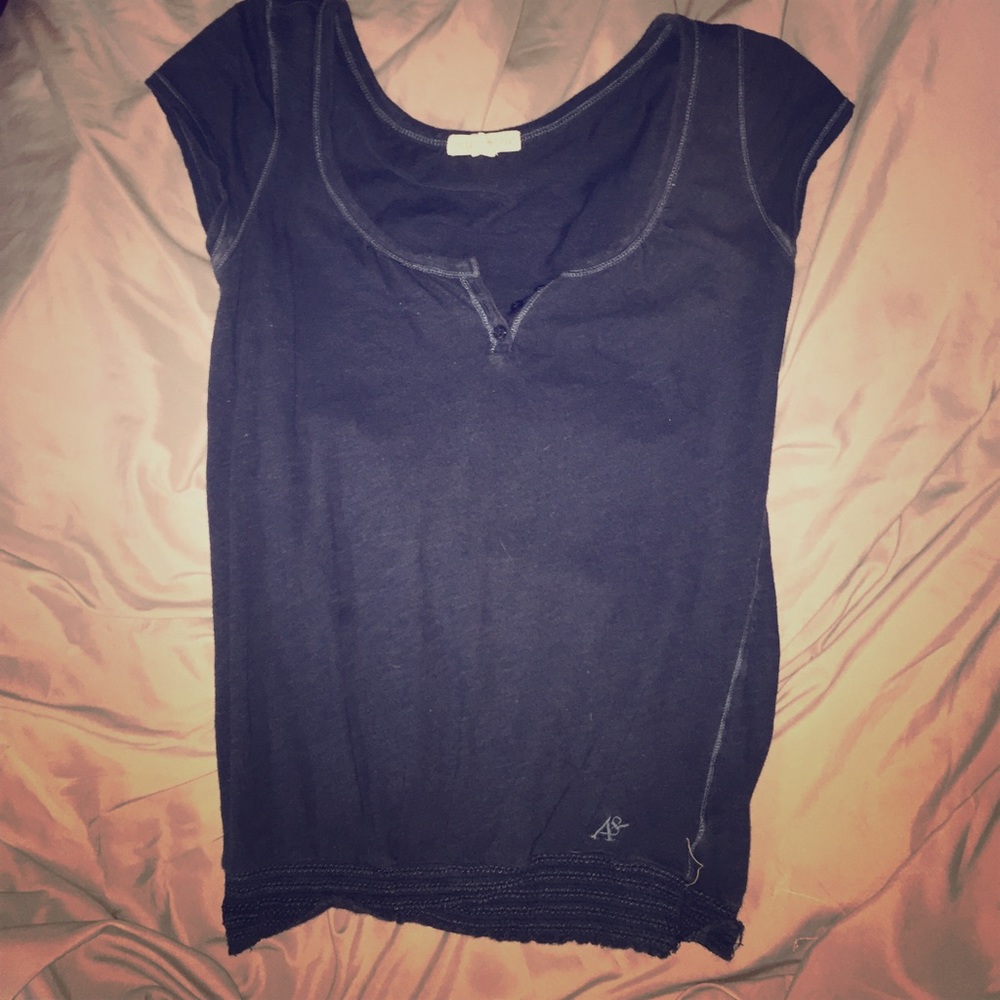 4️⃣ for $15*️⃣Aeropostale shirt