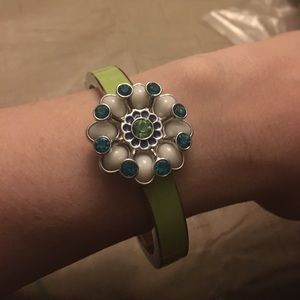 Flower bracelet