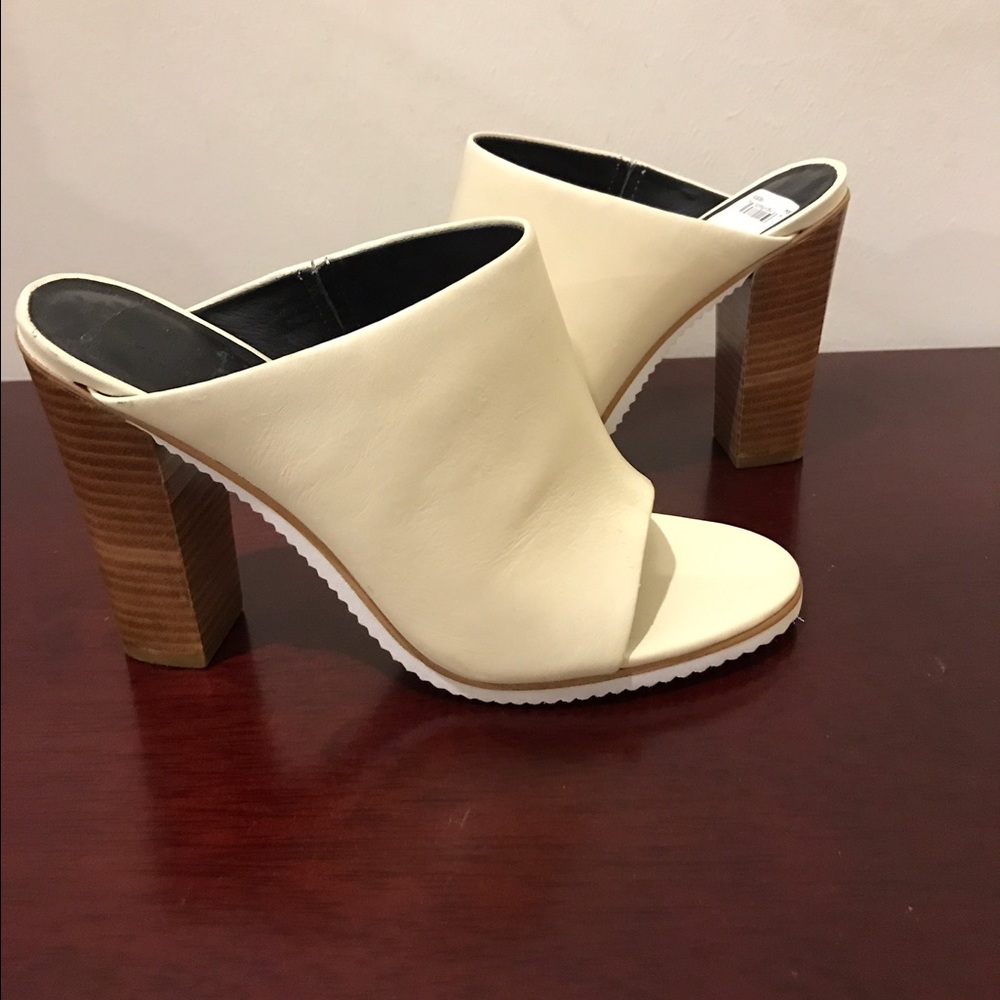 ⛔️SOLD⛔️NEW Tibi Sandal size EUR 38.5 Real leather