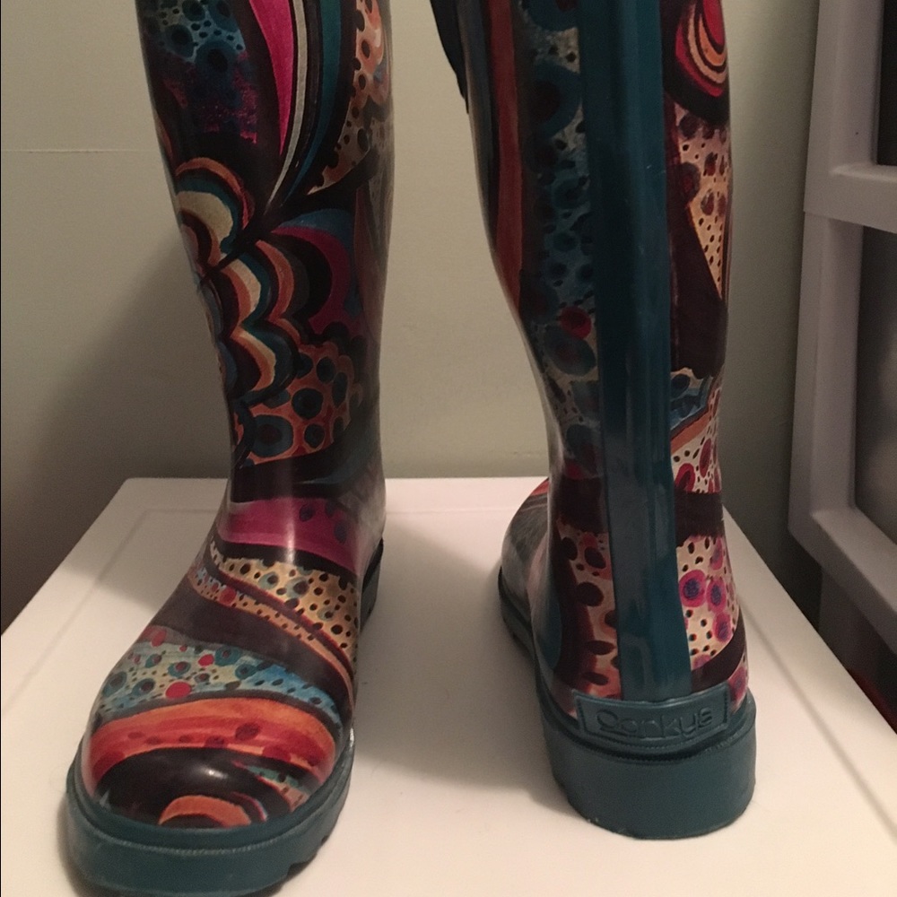 Rainboots