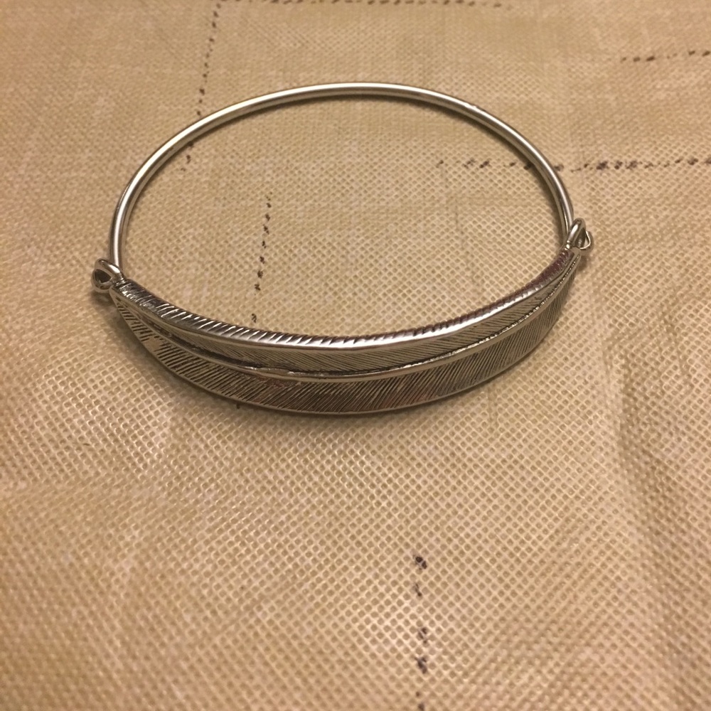 Leaf silver bracelet
