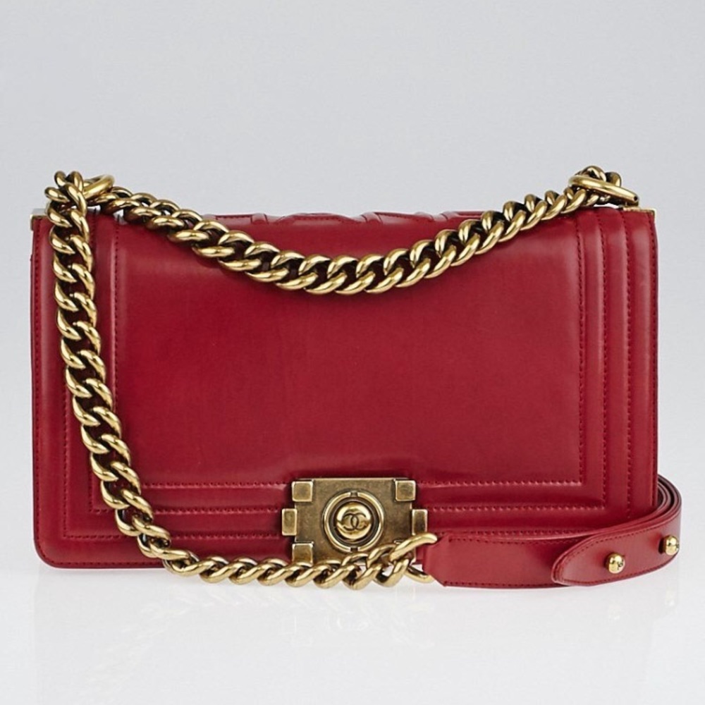 Chanel authentic red medium boy gold hardware bag - Picture 2 of 8