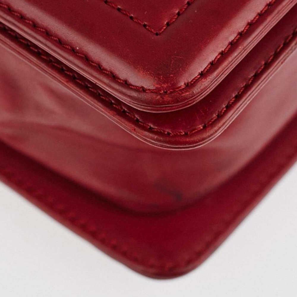 Chanel authentic red medium boy gold hardware bag - Picture 5 of 8