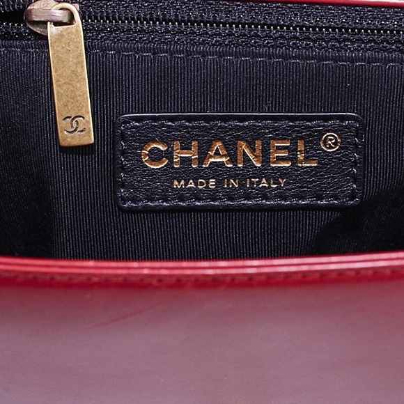 Chanel authentic red medium boy gold hardware bag - Picture 6 of 8
