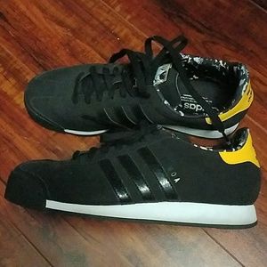 MEN's Adidas Samoa's. Limited Edition.