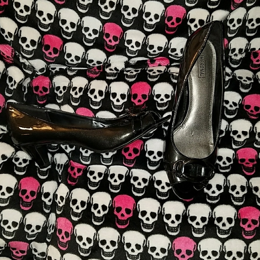 Black Patent Peep Toe Low Heels Size 10