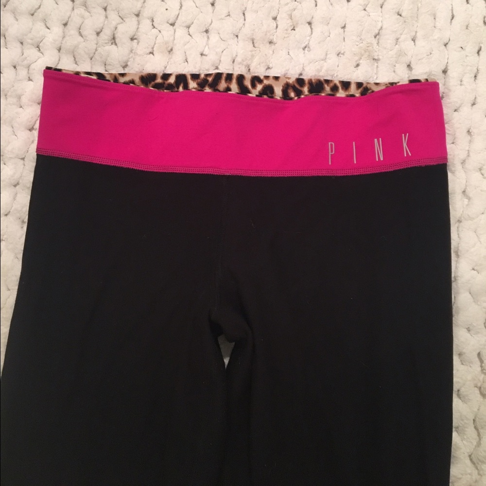 Victoria's Secret PINK Reversible Leggings!