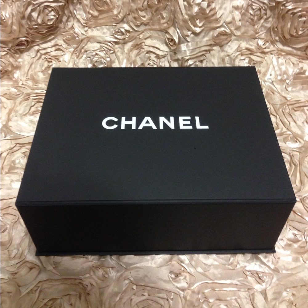 Authentic Chanel Magnetic Shoe Box w/ Chanel Bag