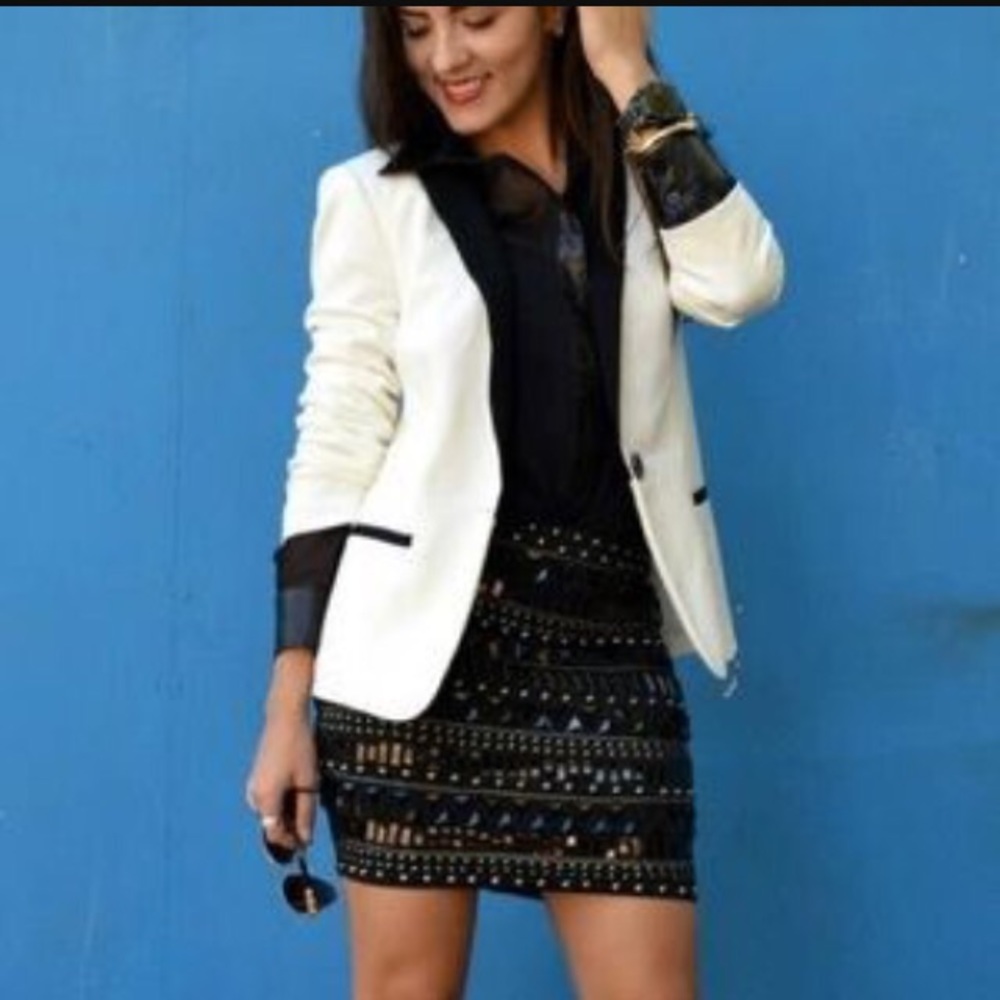 Bebe skirt size 2