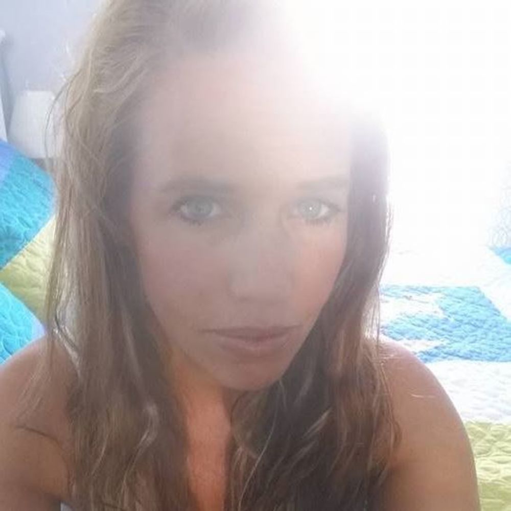 Meet your Posher, Felicia