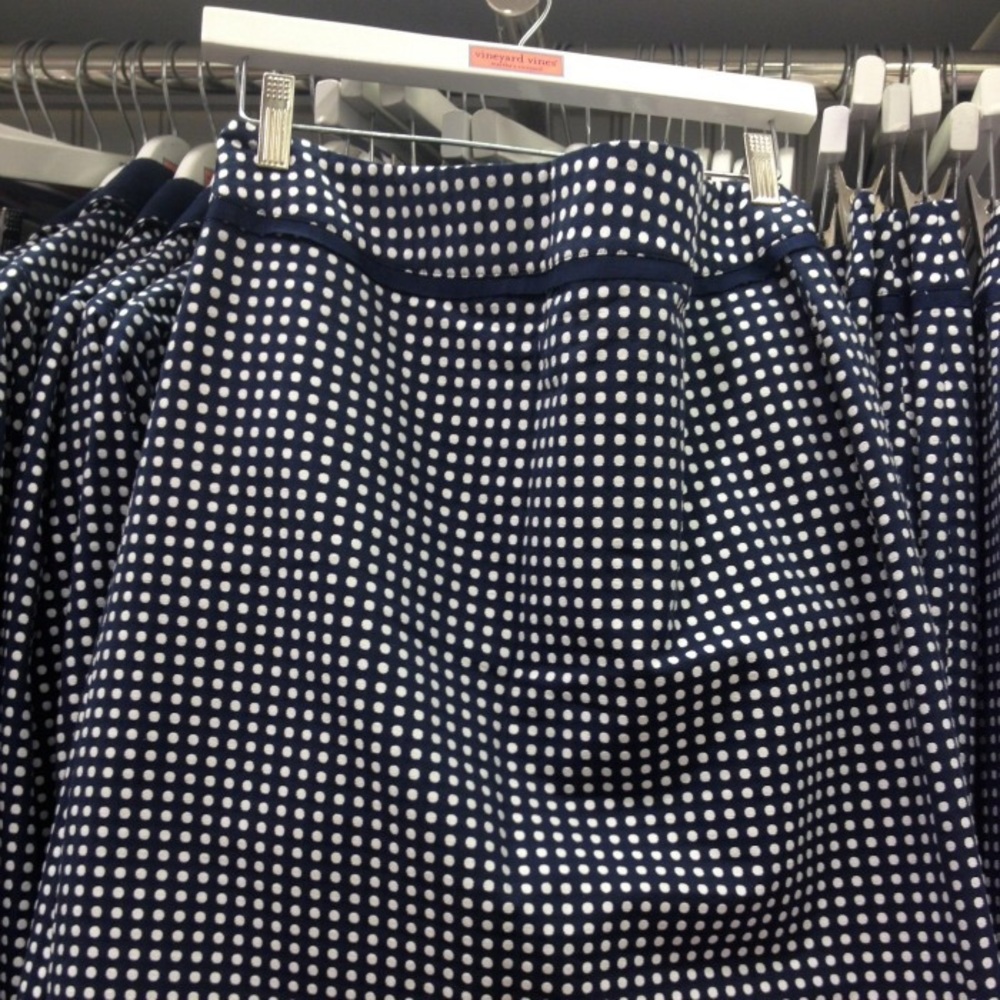 Vineyard Vines Navy with white polka dot skirt | 4