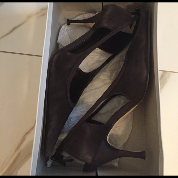 Satin and Suede Special Occassion Heels - Picture 7 of 8