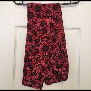 LuLaRoe OS Daisy Leggings EUC