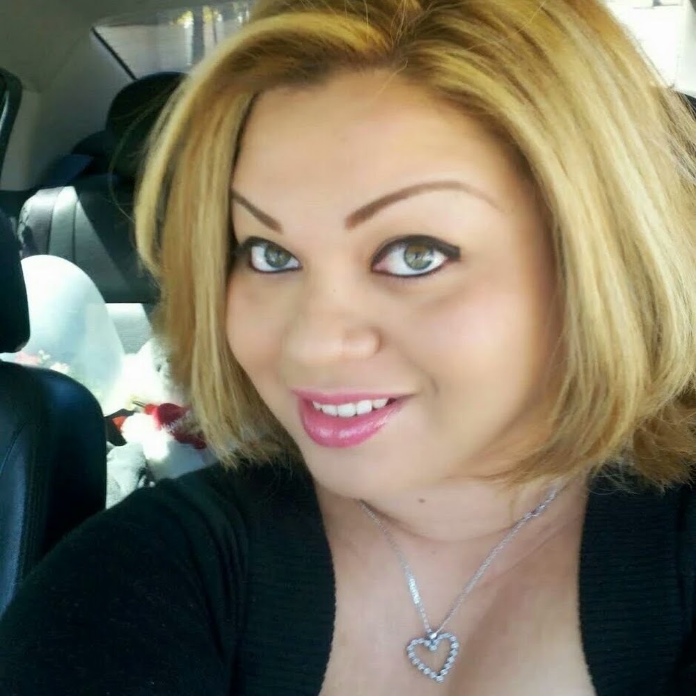 Meet your Posher, Clarissa